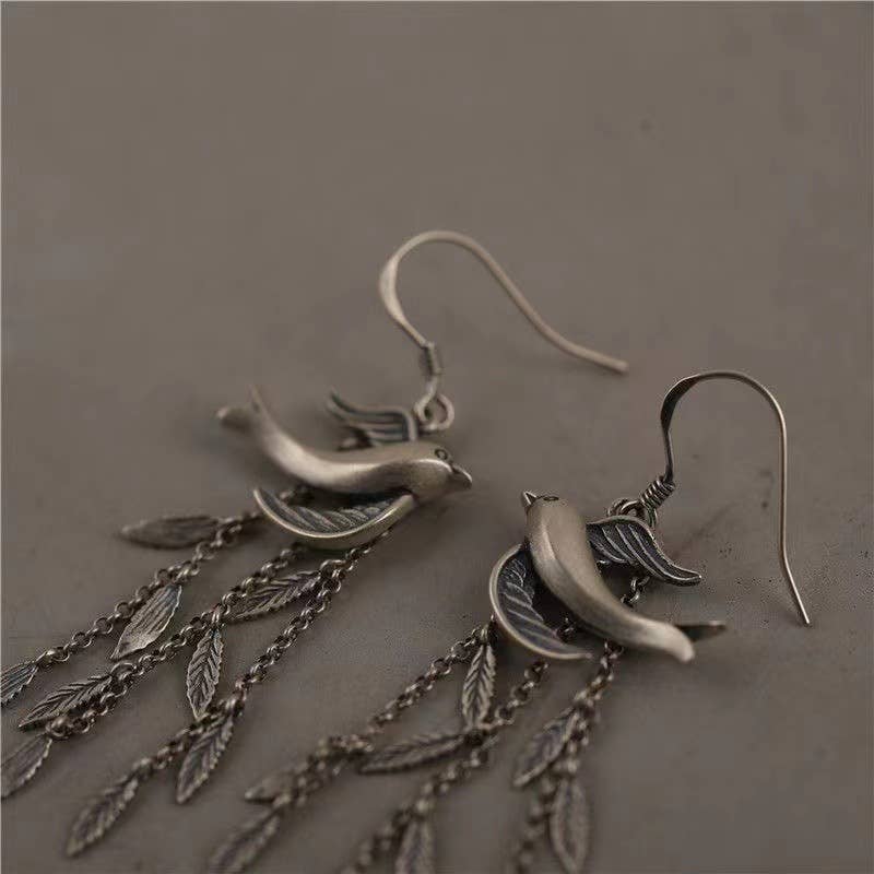 Tourtiwi - Willow Leaf Swallow Tassel Long Earrings