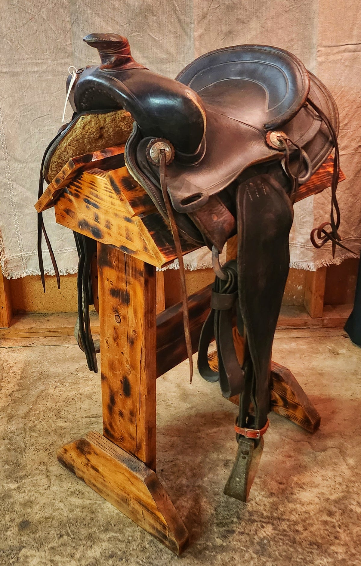 Simco Western Saddle - 14.5"