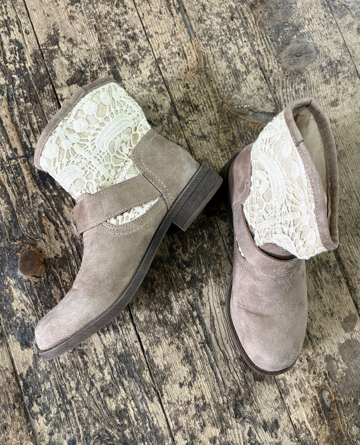 Mudd Lace Slouchy Boot - 6