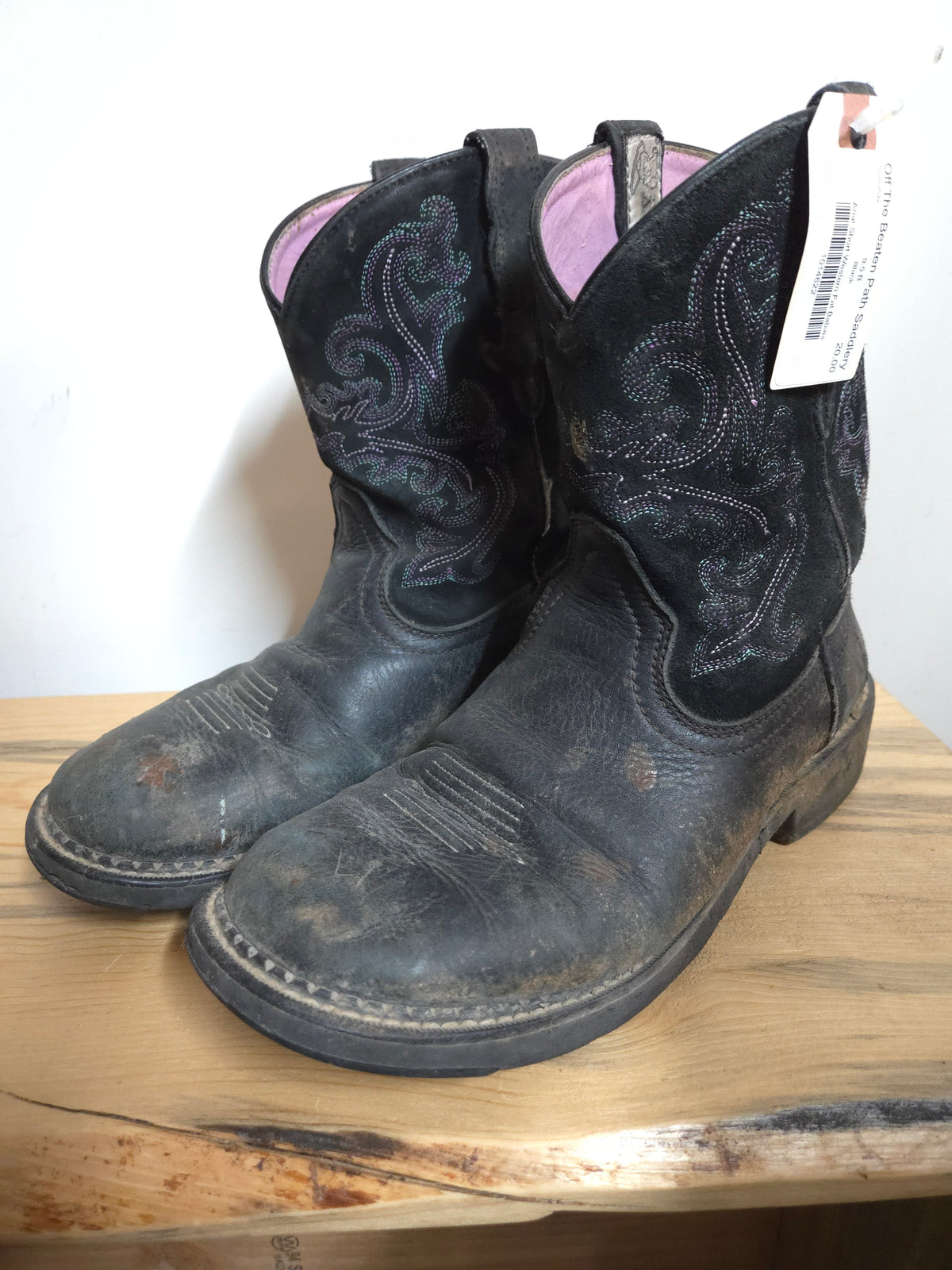 Ariat Short Western Fat Babies - Size 9.5B