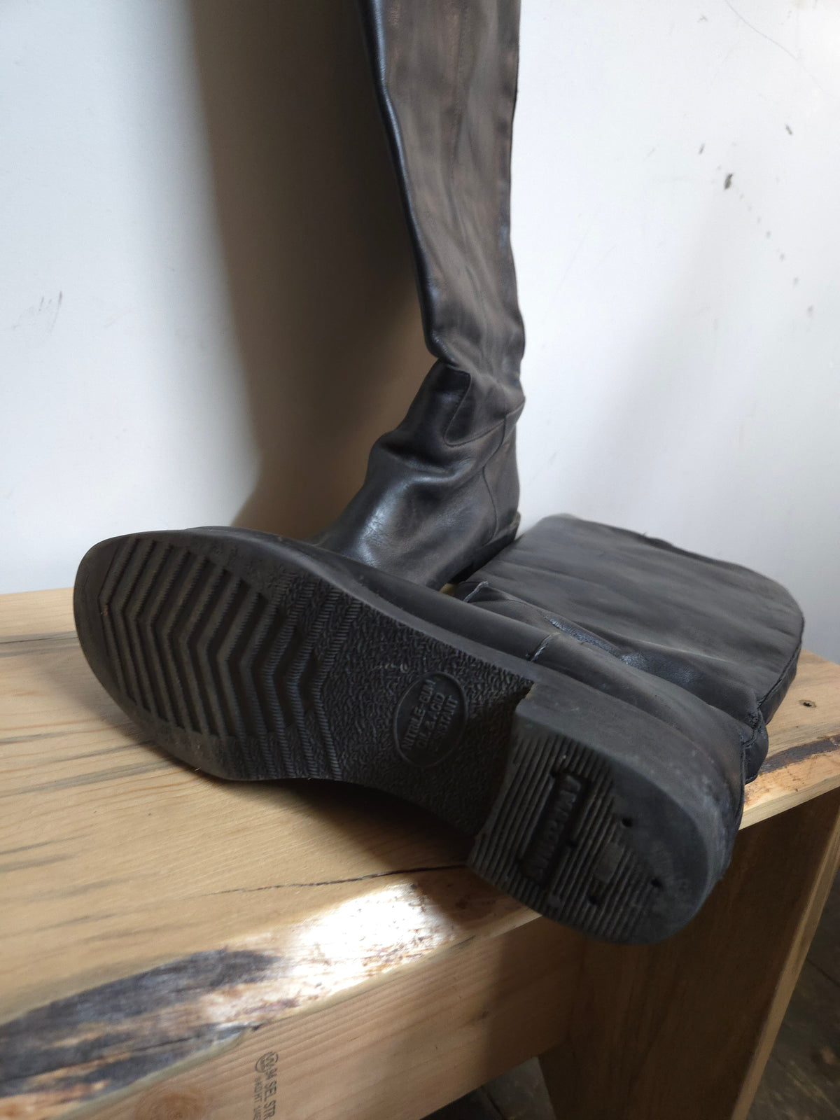 Amazonas Tall Boots - Size 6.5
