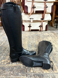 New in Box Saxon Boots