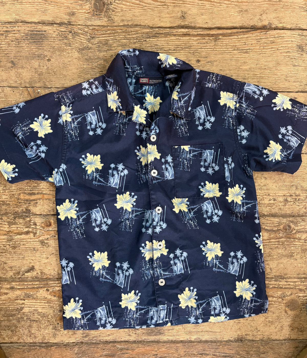 Faded Glory Tropical Shirt - 6/7
