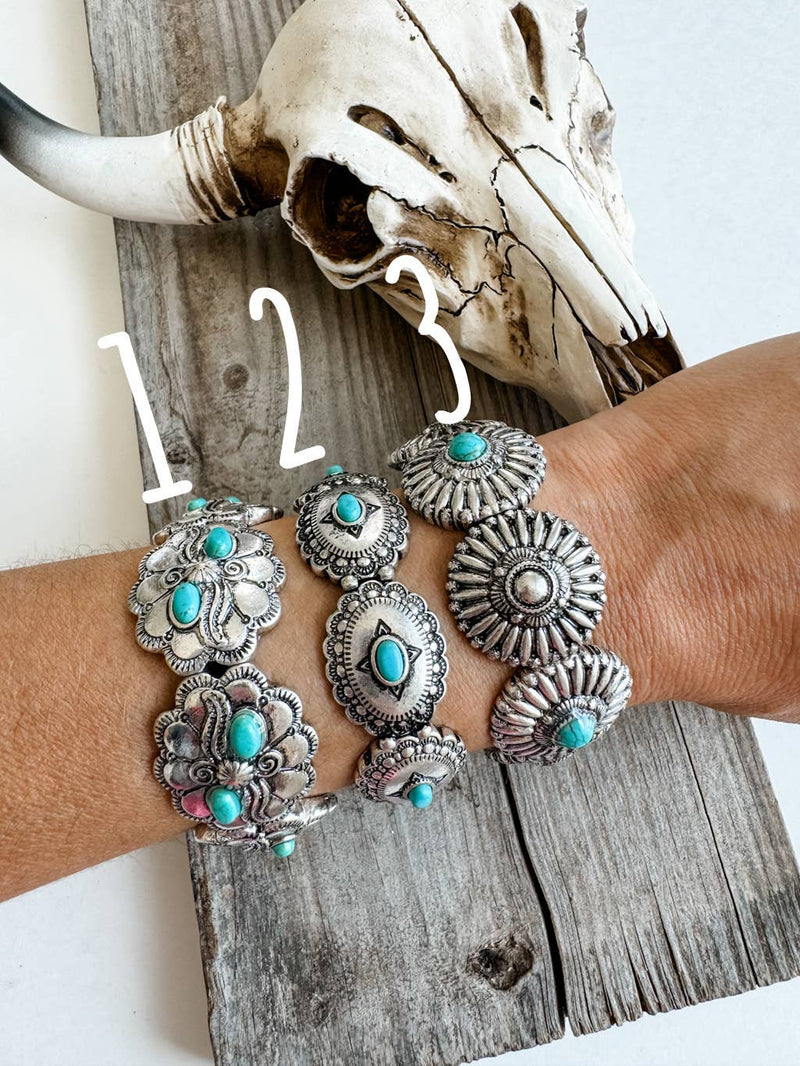 Boho Ranch Shop - Western Burnish SIlver Concho Stretch Bracelet