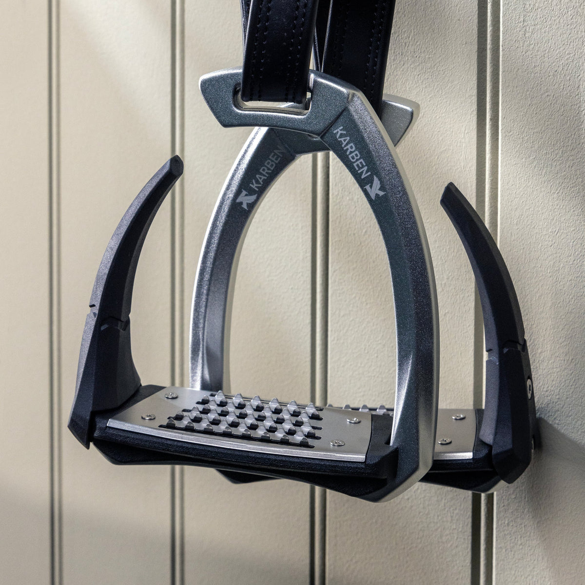 Karden Ultra Grip FX Stirrups - Adult