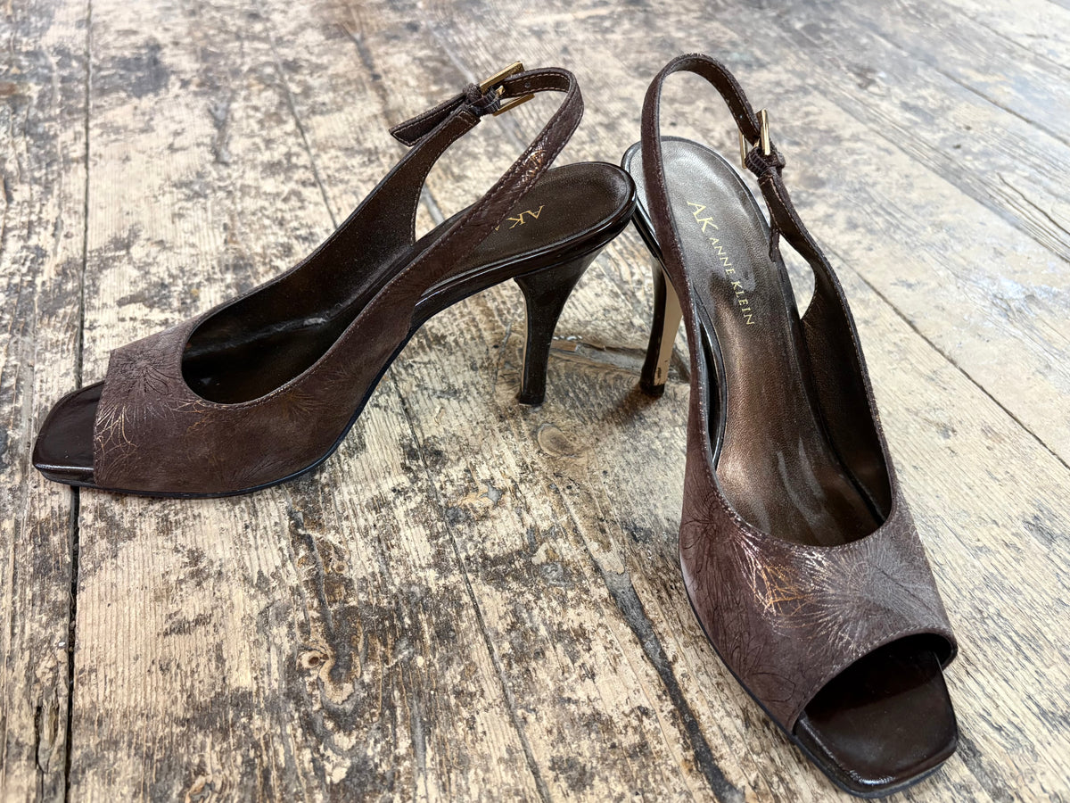Anne Klein Woman's Hills