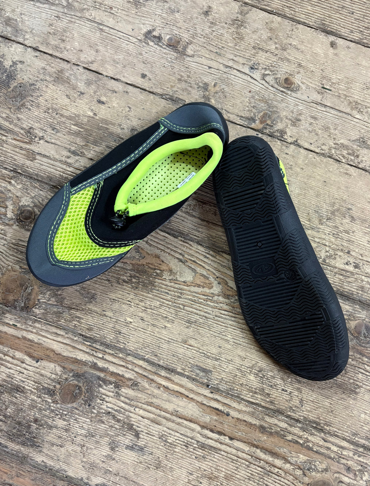 Water Shoes - kids 2/3