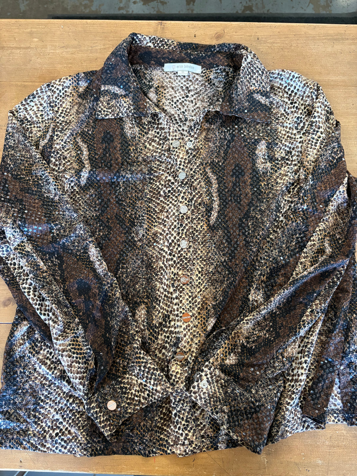 Women's Erin London Long Sleeve Button Up Shirt