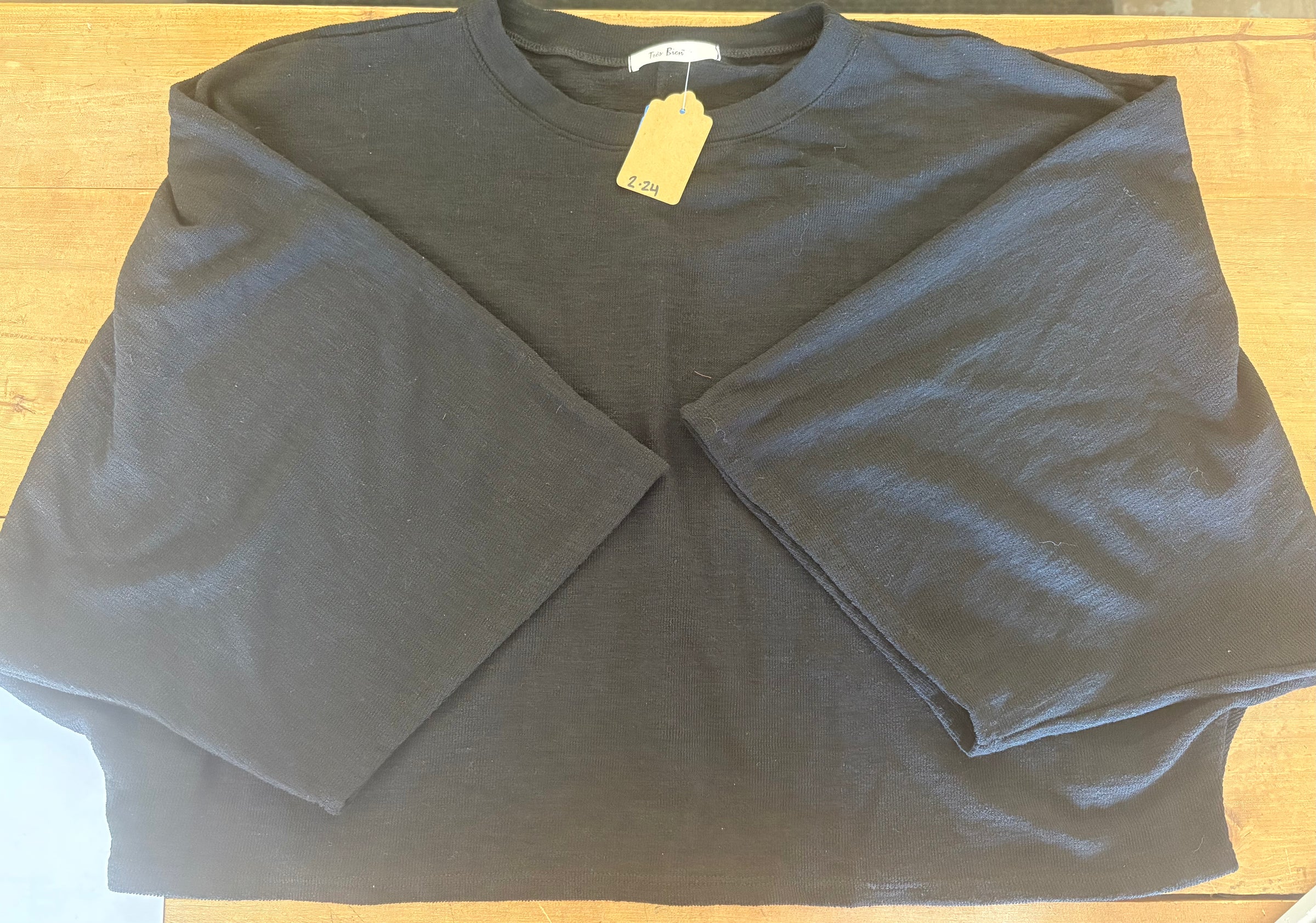 Women's Tres Bien Shirt
