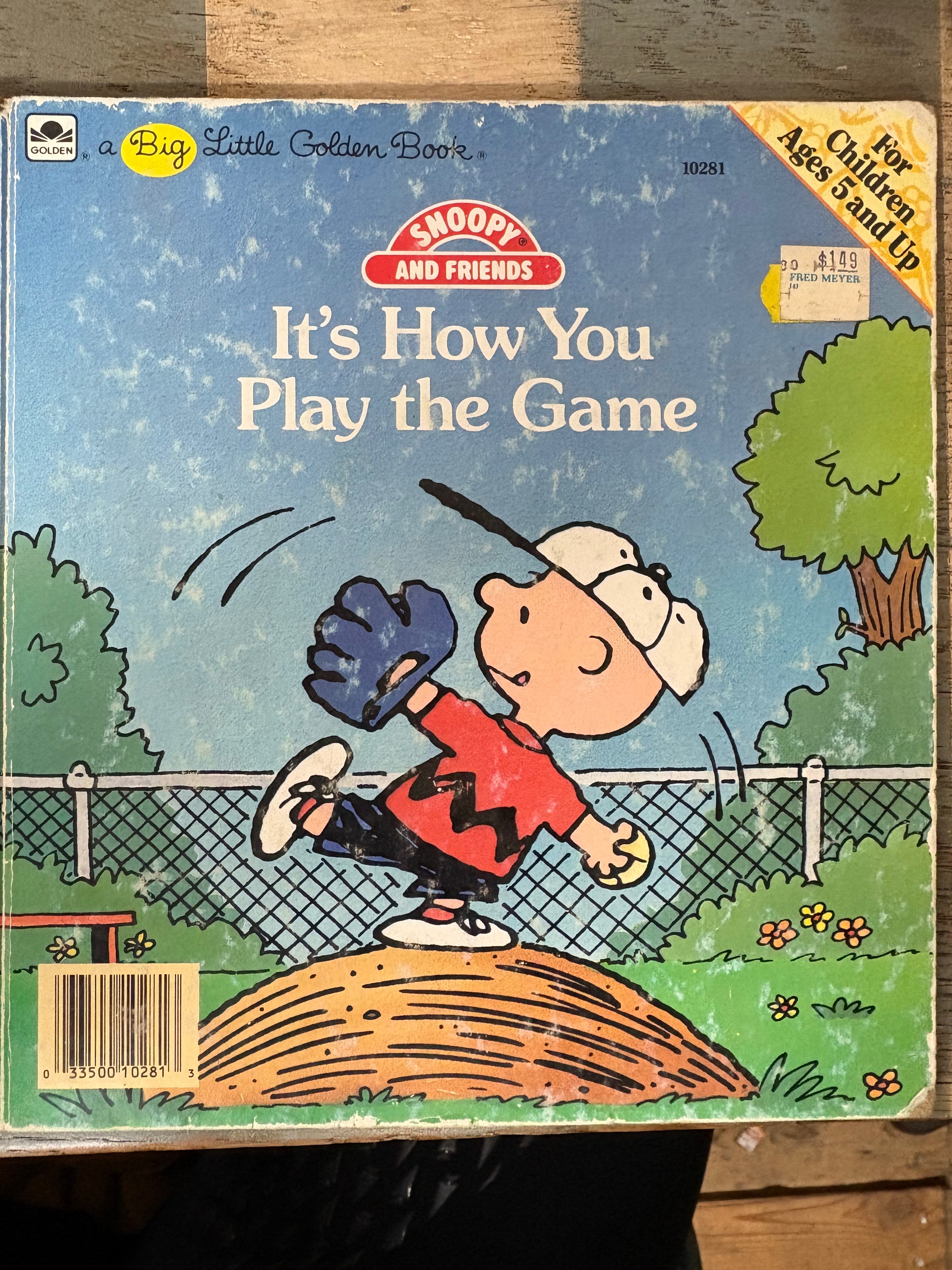 Snoopy and Friends - It's How You Play the Game