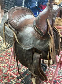 Fabricantes Saddle - 13.5"