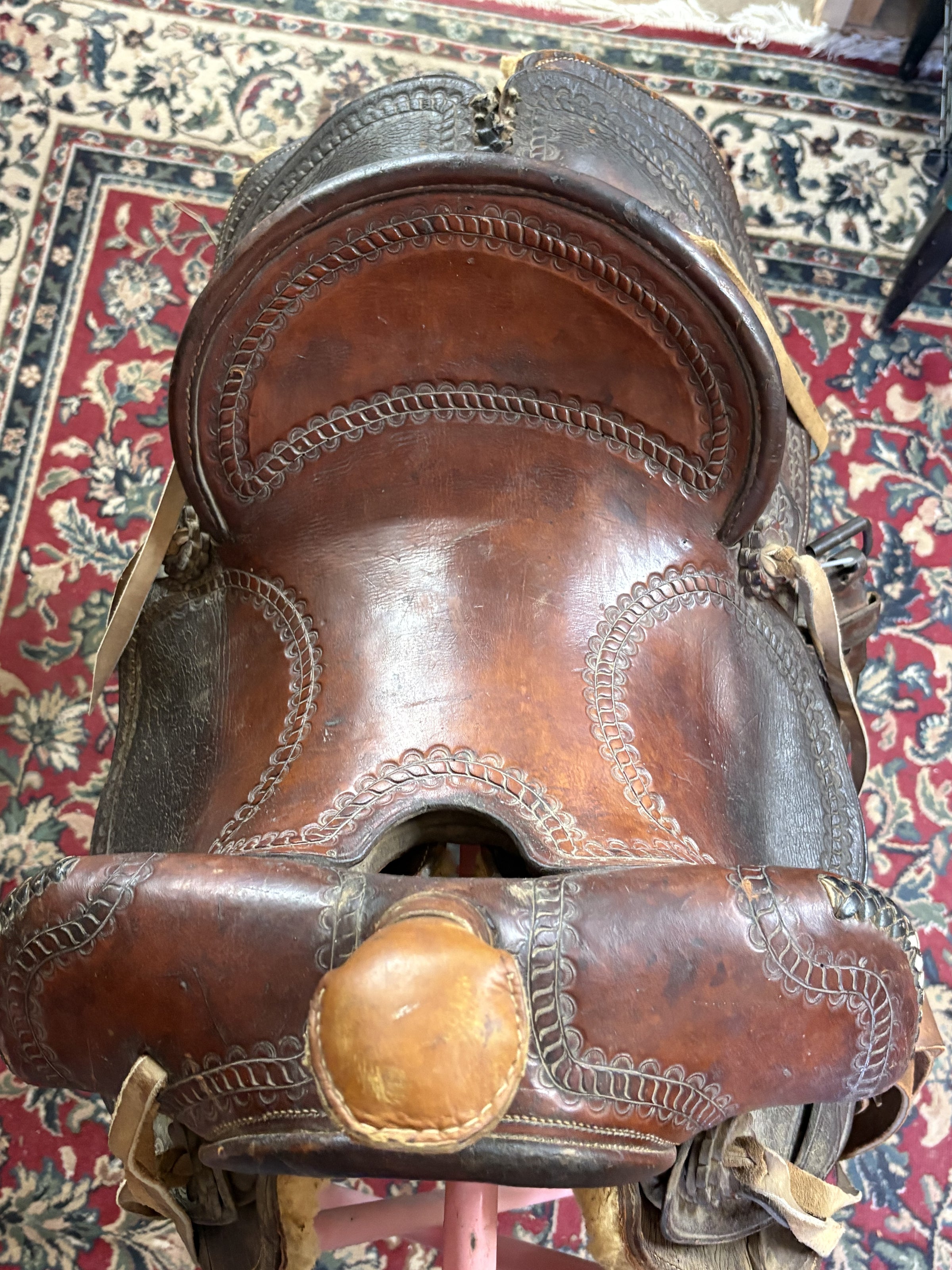 Fabricantes Saddle - 13.5"