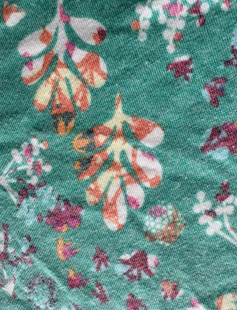 LuLaRoe Classic Tee - Woman M (10/12)