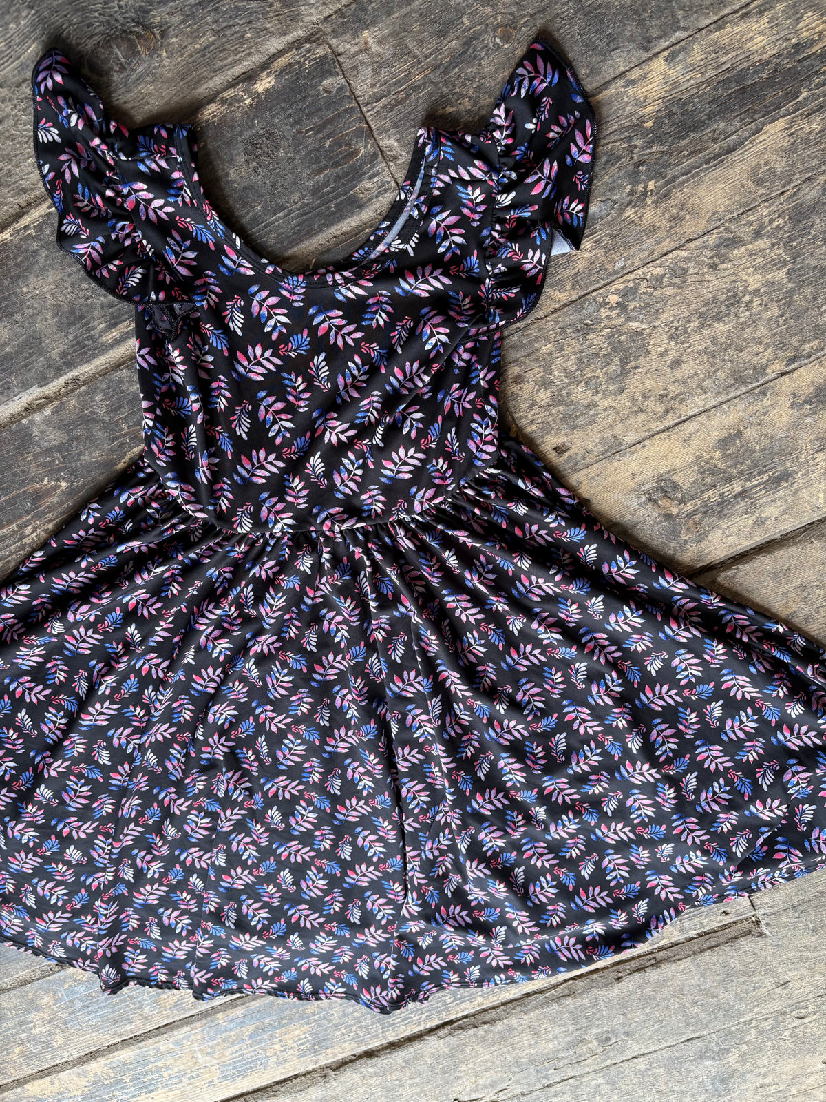 DotDot Smile girl's twirl dress - Size 8/10