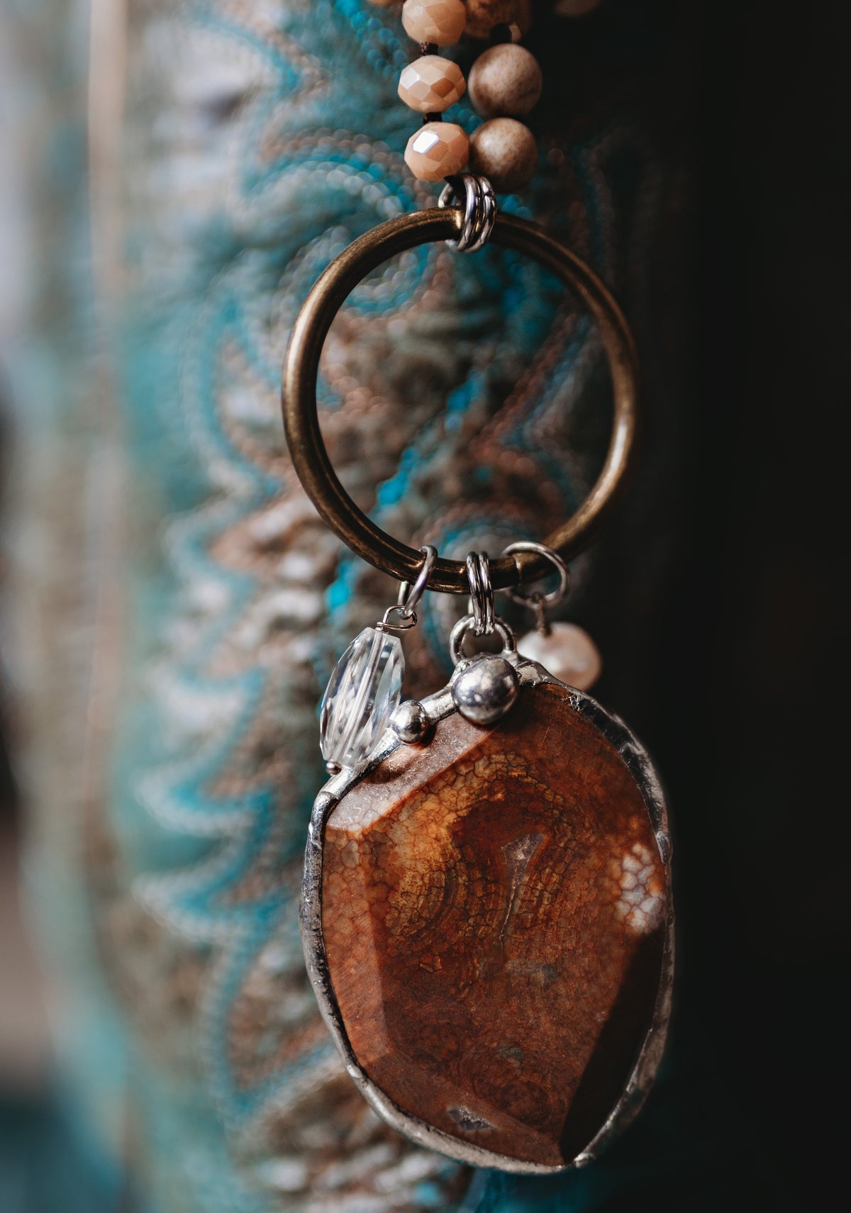 Agate Necklace - Natural Beeding color