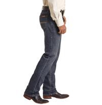 Rock & Roll Demin Vintage '46 Slim Straight Leg Jeans