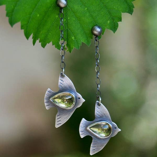Tourtiwi - Simple Swallow Earrings Elegant Crystal Bird Earrings