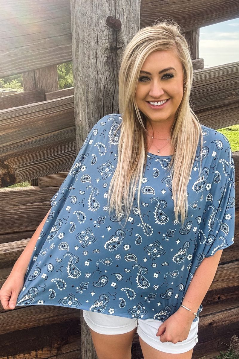 Sterling Kreek Pretty In Paisley Top