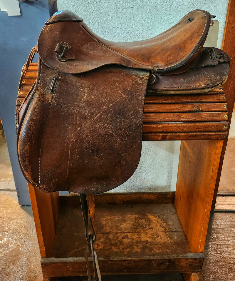 horse gear saddlery germany German WWII Calvary Saddle