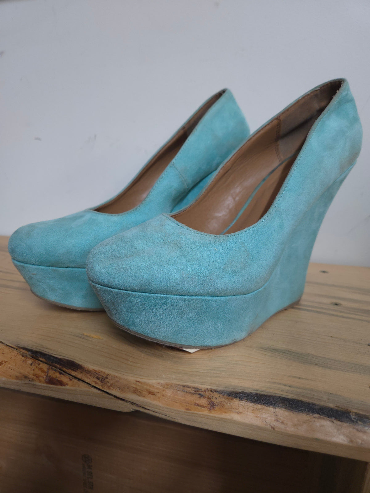 LuvD High Heel Platform - Size 9