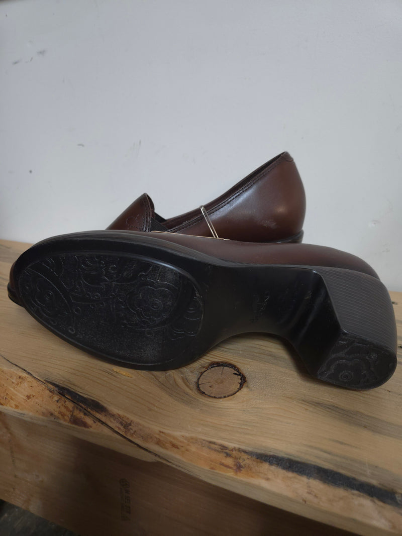 Dansko Women's Leather Dress Shoes - Size 9 Dansko Women's Leather Dress Shoes - Size 9